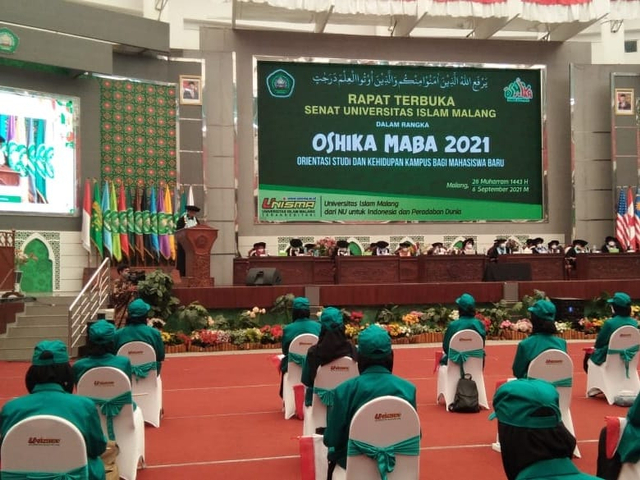 OSHIKA Maba Unisma Malang 2021/2022: Mahasiwa Harus Berpikir Global (443666)