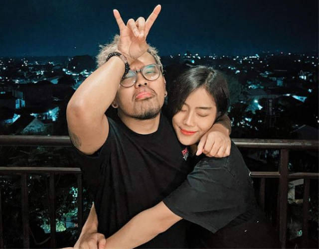 Mengaku Pacaran, Ini Potret Kedekatan Firsabila dengan Coki Pardede (42700)