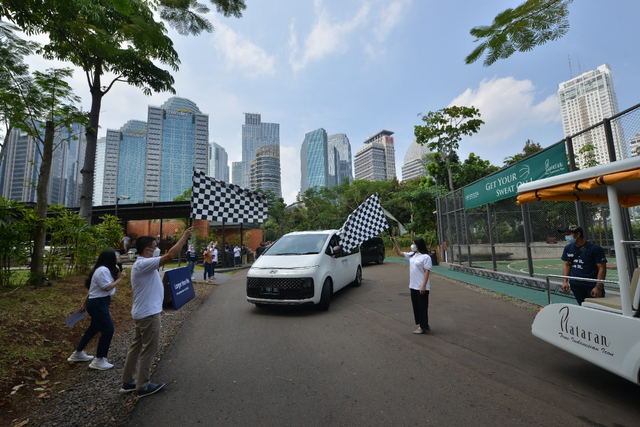 Foto: Perjalanan Jakarta-Bandung dengan Hyundai Staria (743948)