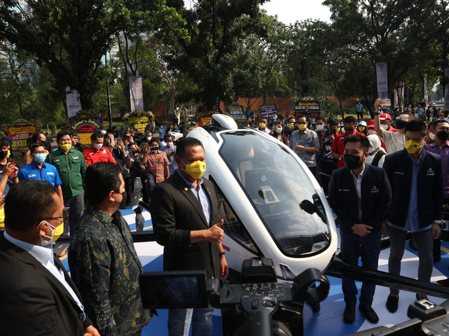 Foto: Taksi Terbang EHAng 216 Tampil Perdana di Senayan (390470)