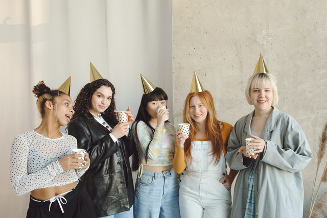 Kebiasaan Kamu ketika Menghadiri Pesta Berdasarkan Zodiak (148733)