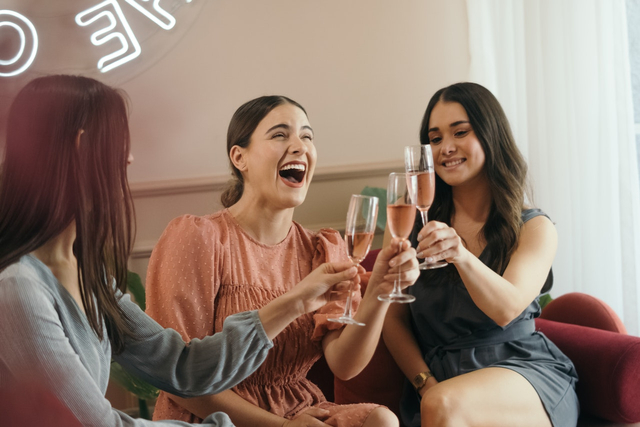 Kebiasaan Kamu ketika Menghadiri Pesta Berdasarkan Zodiak (148735)