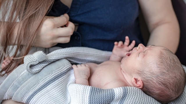Kenapa Bayi Menangis Setelah Disusui? (1011722)