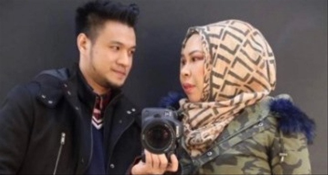 Viral janda dua orang anak berusia 49 tahun menikah dengan mantan asistennya berusia 28 tahun. (Foto: Instagram/@ahmadiqbalzulkefli)