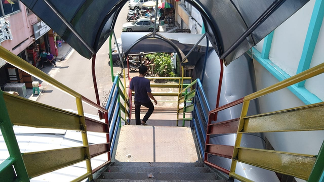 Dicat Ulang, Ini Potret Warna-warni JPO Ramayana Bandar Lampung (2)