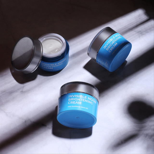 Kandungan Aktif Skincare untuk Mencerahkan Wajah Kusam (2860)