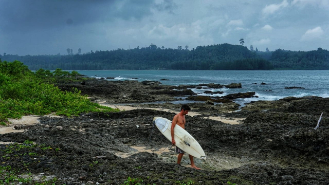 Pulau Simeulue, Surga Para Peselancar (15644)