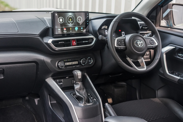 Interior Toyota Raize GR Sport. Foto: Muhammad Ikbal/kumparan