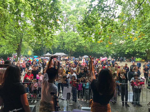 Diplomasi Arumba di Panggung World Music Festival di Ceko (36036)