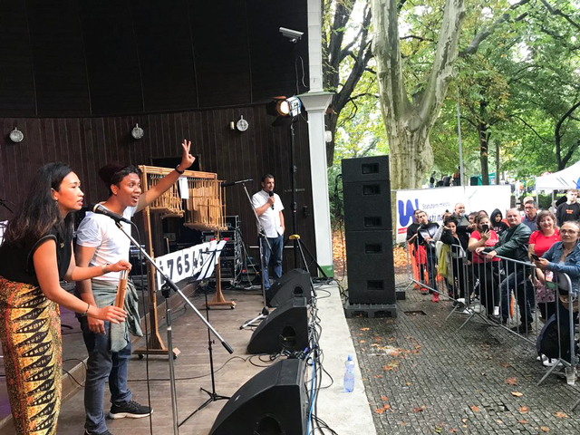 Diplomasi Arumba di Panggung World Music Festival di Ceko (36037)