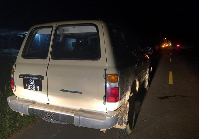 TNI AD dan Bea Cukai Gagalkan Penyelundupan Toyota Land Cruiser dari Malaysia (80494)