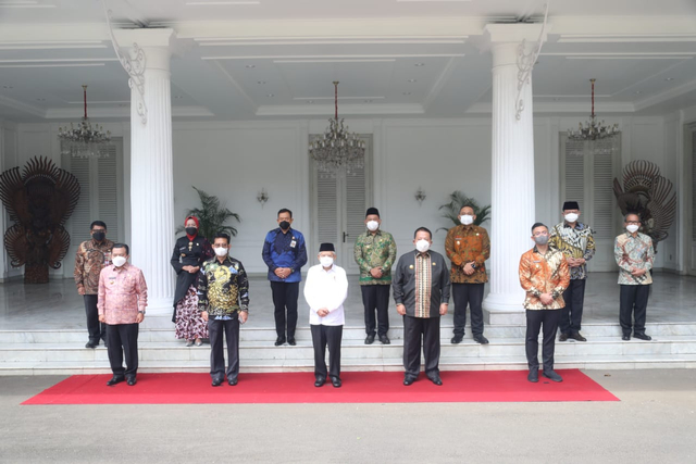 Provinsi Lampung Terima Penghargaan Peringkat Satu Peningkatan Produksi Padi (3)