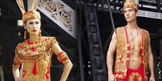 Keunikan Pakaian Adat Kalimantan Barat beserta Aksesoris dan Maknanya (154637)