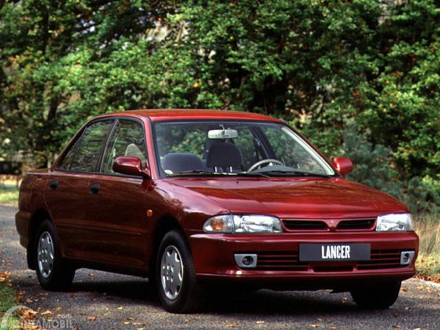 5 Mobil Sedan Tahun 90-an yang Masih Tetap Keren Dipakai Saat Ini (417340)