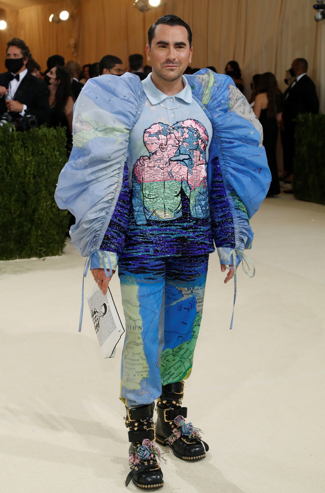 8 Selebriti Pria dengan Busana Paling Nyentrik di Met Gala 2021 (632093)