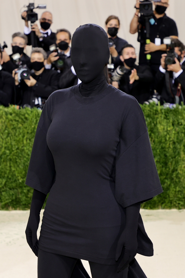 Kim Kardashian di Met Gala 2021, di New York City, AS, Senin (13/9). Foto: Mike Coppola/Getty Images
