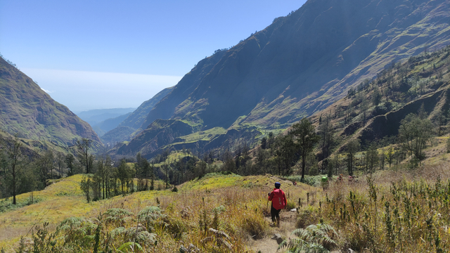 10 Hal Menarik yang Harus Kamu Tahu Tentang Jalur Torean Gunung Rinjani (72873)