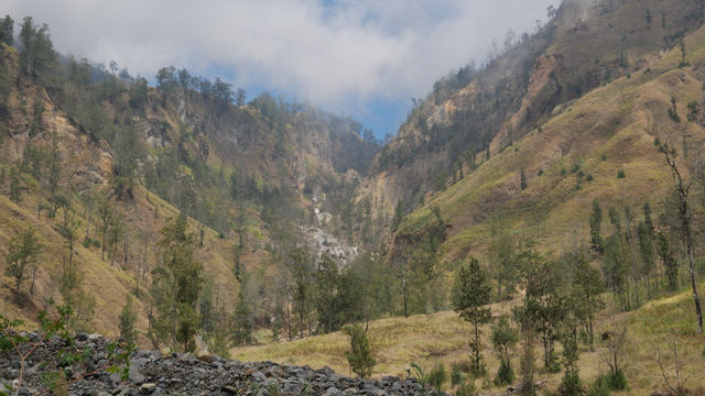 10 Hal Menarik yang Harus Kamu Tahu Tentang Jalur Torean Gunung Rinjani (72874)