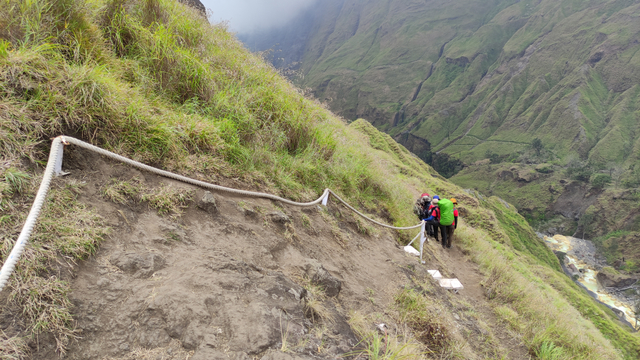 10 Hal Menarik yang Harus Kamu Tahu Tentang Jalur Torean Gunung Rinjani (72879)