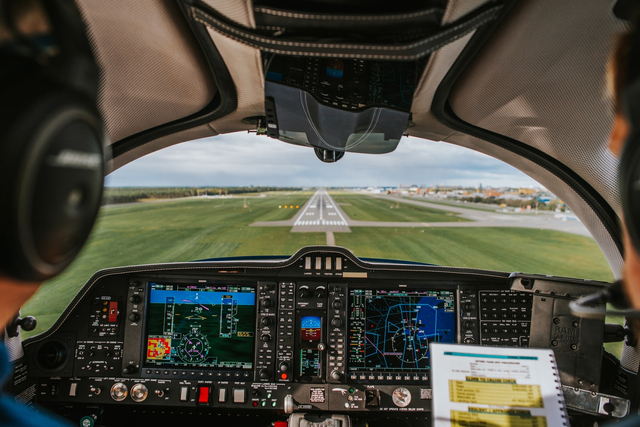 Profesi di Dunia Penerbangan, dari Pilot hingga Air Traffic Control (9106)
