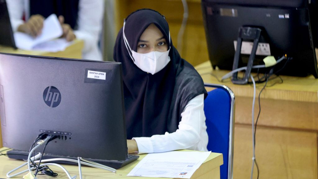 Foto: Ujian Seleksi PNS Aceh, Ketat Prokes (13507)