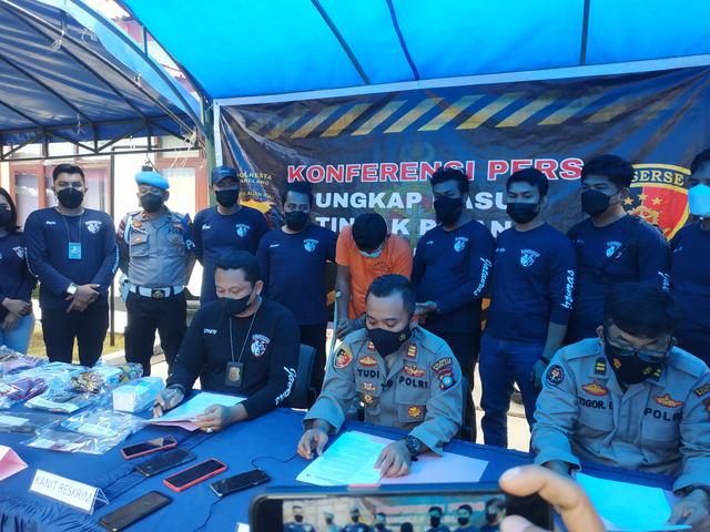 Pria di Batam Perkosa Istri Orang dan Anak Bawah Umur: Saya Khilaf (47396)