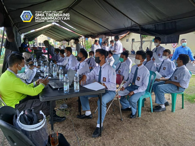 Serius Tangani Kesehatan Siswa, Trensains Gandeng MCCC Laksanakan Vaksinasi (146419)