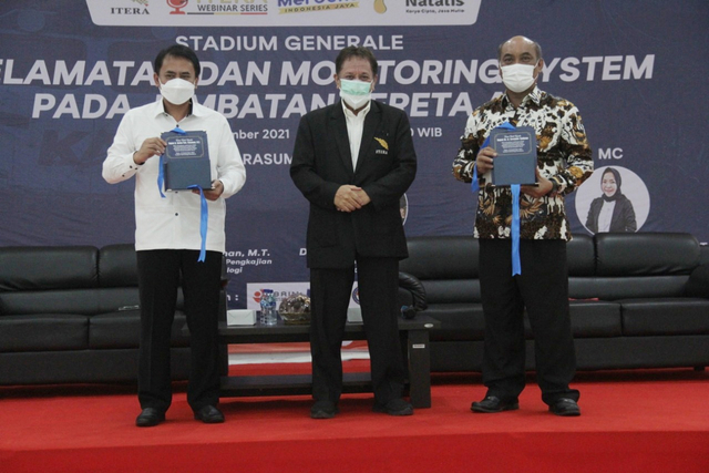 Itera, BPPT dan KNKT Bahas Keselamatan dan Monitoring System Jembatan Kereta Api (803700)