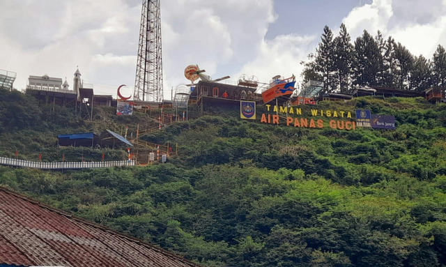 Kabupaten Tegal Level 3, Kuota Pengunjung Wisata Guci Kembali Diturunkan (1015126)