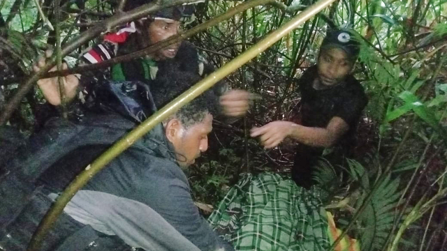 Jenazah Suster Gabriela Meilan ditemukan tak benyawa saat sembunyi dari kejaran KKB di Kiwirok, Pegunungan Bintang. (Dok Humas Polda Papua) 