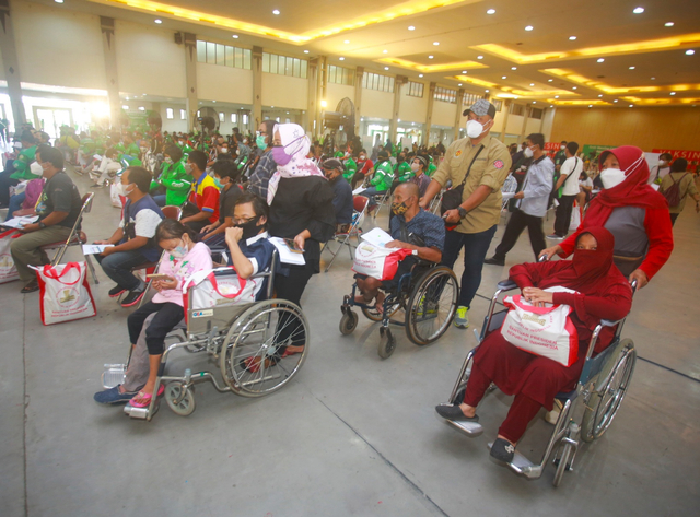 Joko Widodo Tinjau Grab Vaccine Center Yogyakarta yang Ramah Teman Disabilitas (15844)