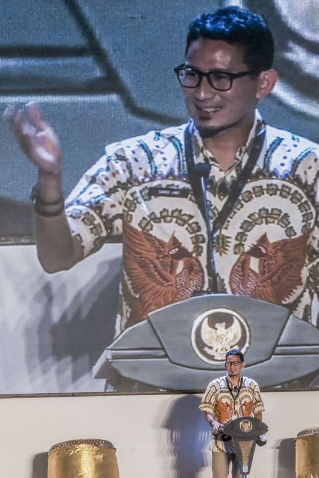 Menparekraf, Sandiaga Uno menghadiri Peluncuran 5G Experience Center di Institut Teknologi Sepuluh Nopember (ITS), Surabaya, Jawa Timur pada Kamis (16/9). Foto: Dok. Kemenparekraf