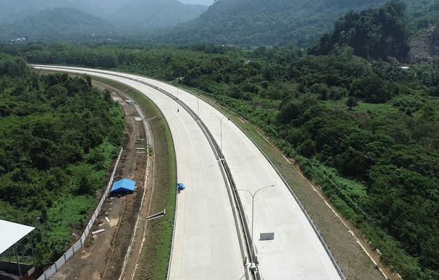 Progres pembangunan jalan Tol Padang-Sicincin. Foto: Istimewa