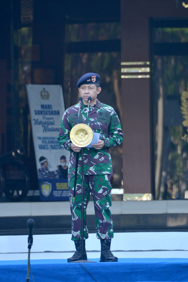 Panglima Koarmada 1 Laksamana Muda TNI Arsyad Abdullah saat mengunjungi Natuna. Foto: Koarmada 1