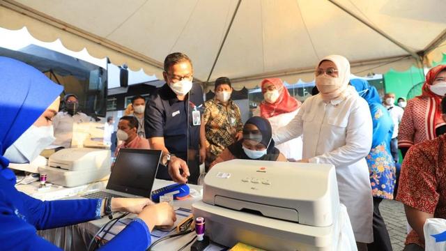 BRI bekerja sama dengan Kemenaker Salurkan Bantuan Subsidi Upah (BSU). Foto: Dok. BRI