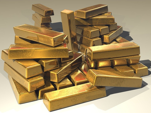 Bahan tambang logam termasuk ke dalam jenis sumber daya alam yang dimiliki oleh Indonesia. Foto: Pixabay