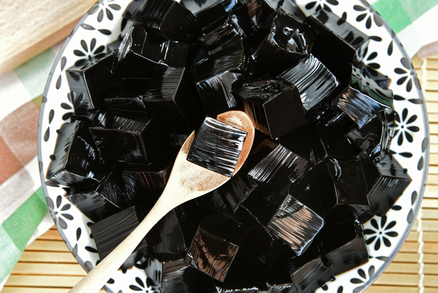 Ilustrasi cincau hitam. Foto: Shutterstock