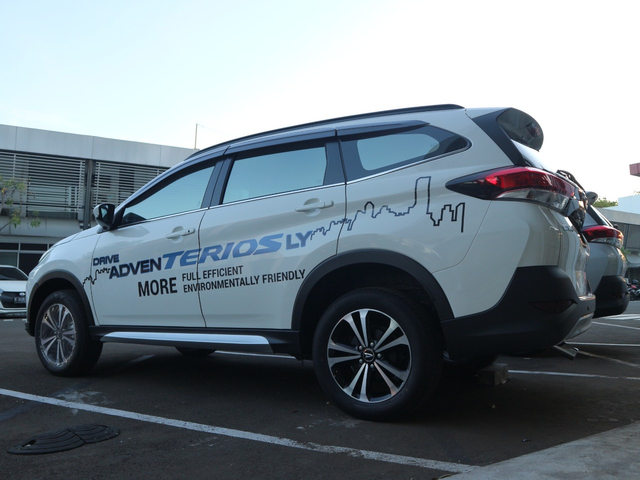 Harga Naik Rp 3 Jutaan, Ini yang Baru di Daihatsu Terios Terbaru 2021 (55773)