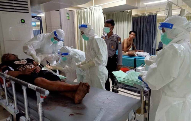 Tawuran Geng Motor di Surabaya, 2 Pemuda Disabet Sajam hingga Terkapar