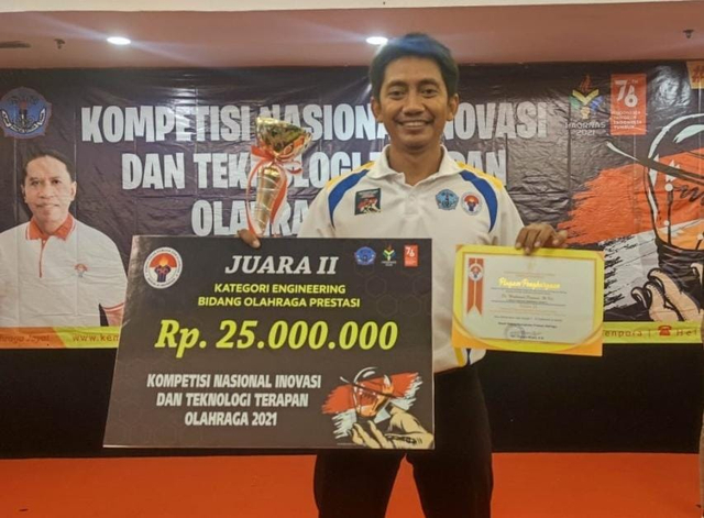 Bikin Alat Canggih Memonitor Performa Atlet Badminton, Dosen UNESA Raih Juara