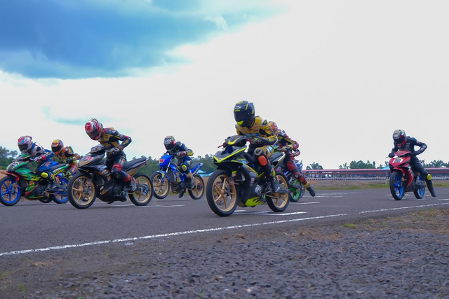 Kejurnas Motoprix Region A Putaran 3 Sumsel Piala Presiden 2021 di Sirkuit Internasional Skyland Sekayu, Kabupaten Muba. (foto: dok: istimewa)