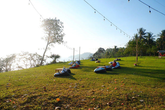 Arang Lampung: Hadirkan BBQ Resto Ditemani Paduan Suasana Bukit dan Pantai (4)