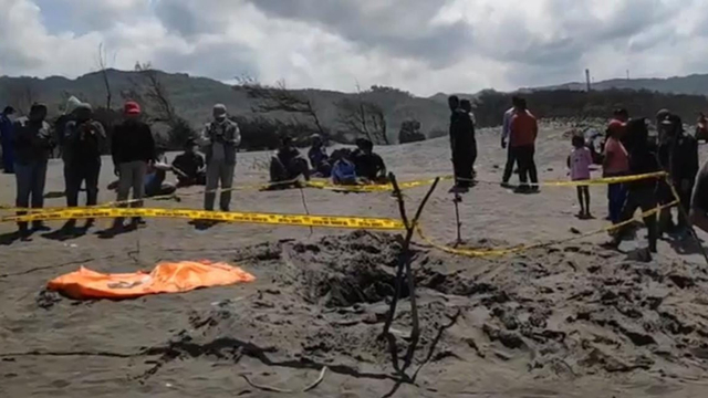 Kerangka Manusia di Pantai Parangkusumo Ditemukan dengan Posisi Duduk Bersila (6949)
