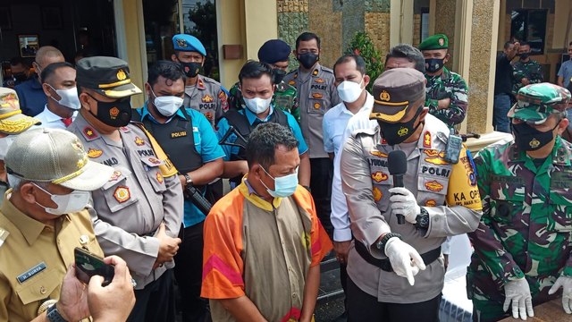 Polisi saat memaparkan kasus peredaran 34 kg sabu di Sumatera Utara, Selasa (21/9). Foto: Dok. Istimewa
