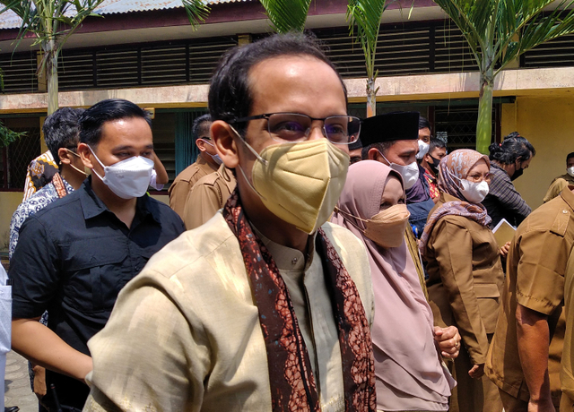 Mendikbudristek RI Nadiem Makarim tiba di SMK Negeri 1 Kota Jambi. (Foto: M Sobar Alfahri/Jambikita.id)