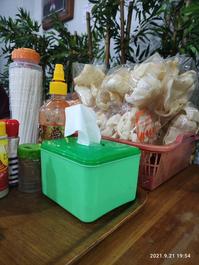 Wisata Kuliner Bakso Titoti (96884)