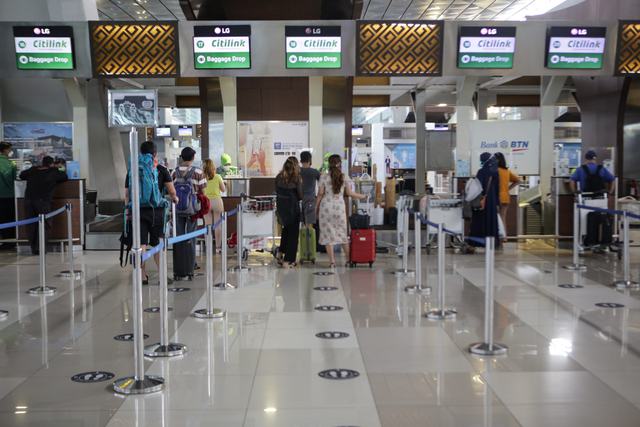 Aturan Baru Masuk RI via Pesawat: Divaksin Dosis Lengkap, PCR, Karantina 5 Hari (17153)