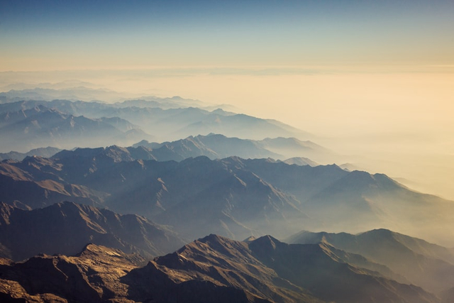 Bagaimana bentuk permukaan bumi? Foto: Unsplash