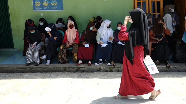 Foto: 500 Santri di Sumsel Jalani Vaksinasi Dosis 1 (100187)