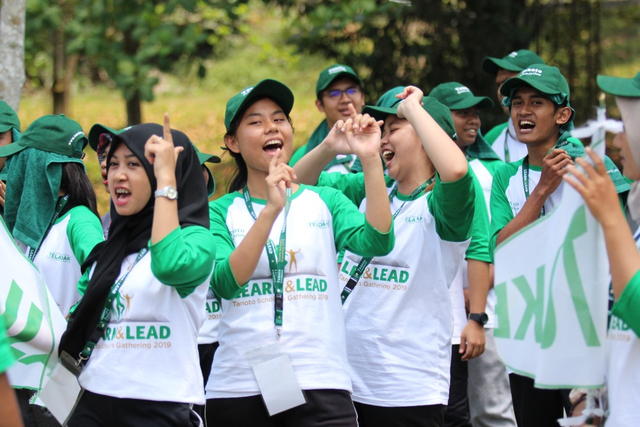 Penerima beasiswa Tanoto Foundation dari seluruh Indonesia mengikuti acara tahunan Tanoto Scholas Gathering (foto diambil sebelum pandemi).